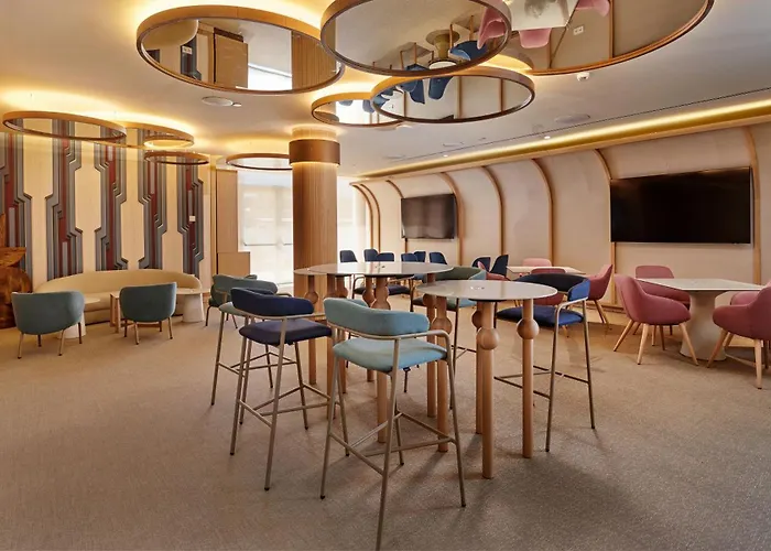 弗拉门戈时尚酒店 4*