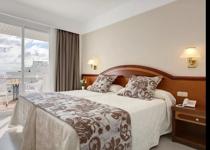 Hipotels Flamenco Готель 4*